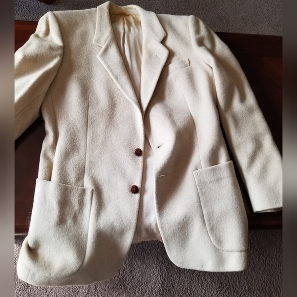 Vintage Pierre Cardin Blazer 38 - Picture 4 of 16